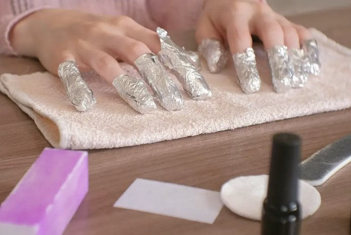 How Gel Nails Are Removed: An Expertโs Guide on Removing Gel Nails at Home Without Damaging Your Nails