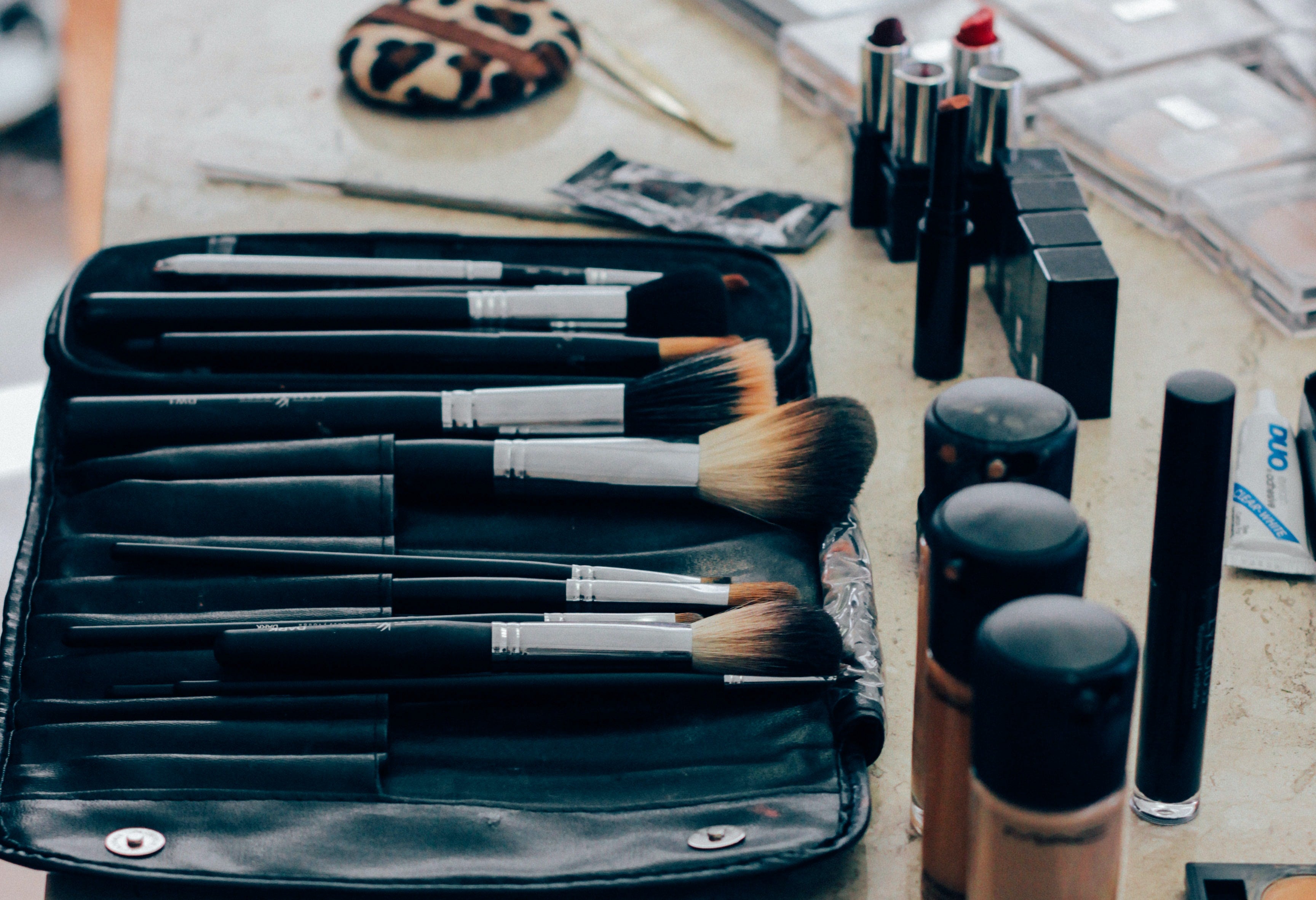 Makeup 90s
