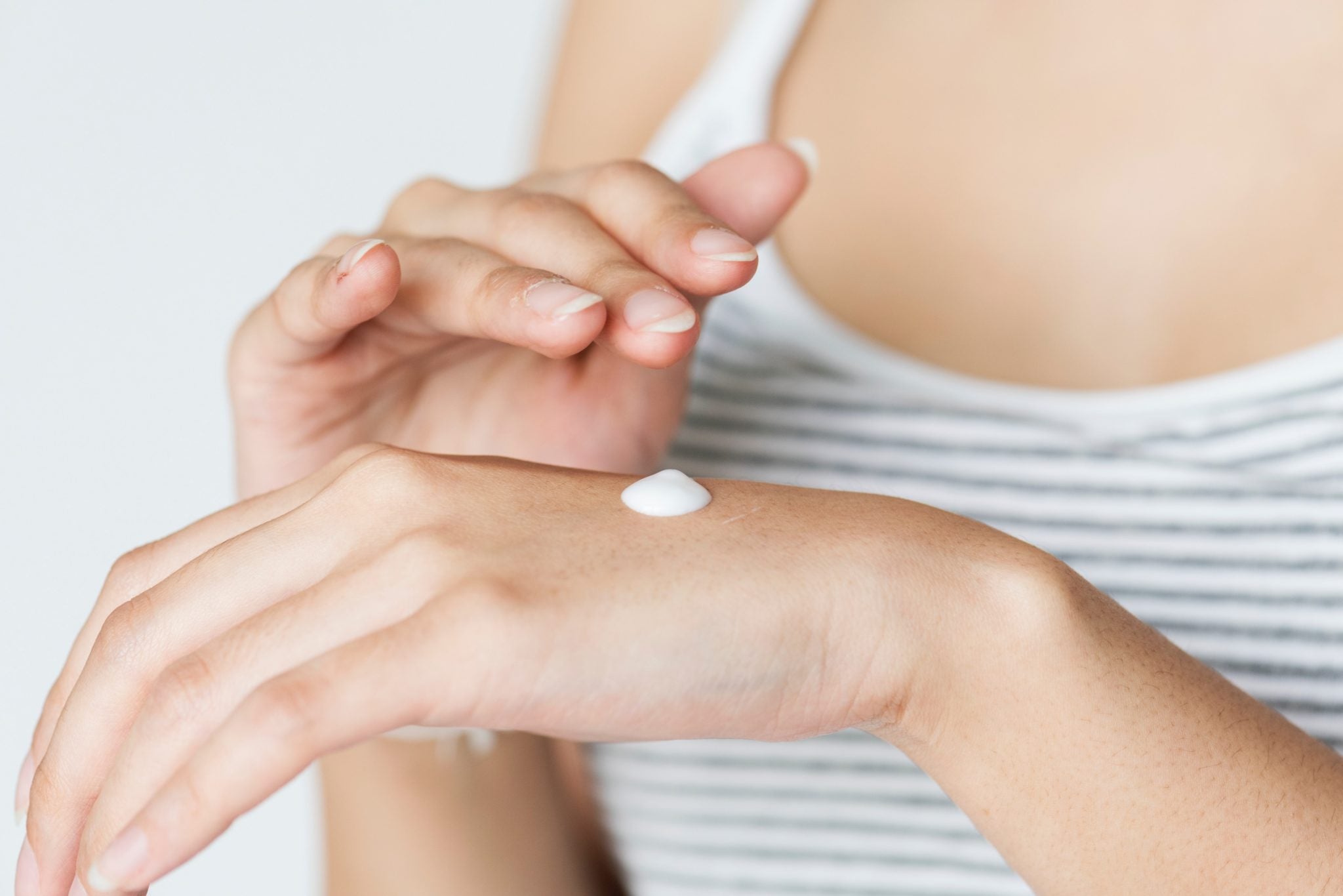 How to Make Lotion for Sleep and Stress at Home